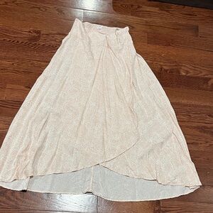 Japna Cream High Low Women's Skirt